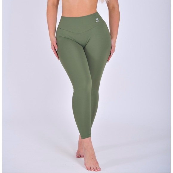 CLS leggings NC Cacto Seaweed V-Back Leggings CLS brand, size small SM. - Picture 2 of 6